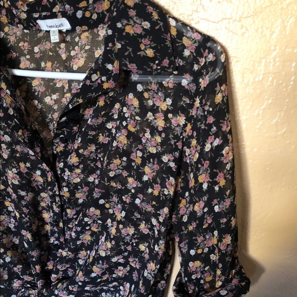 Black Floral Top - Picture 3 of 3